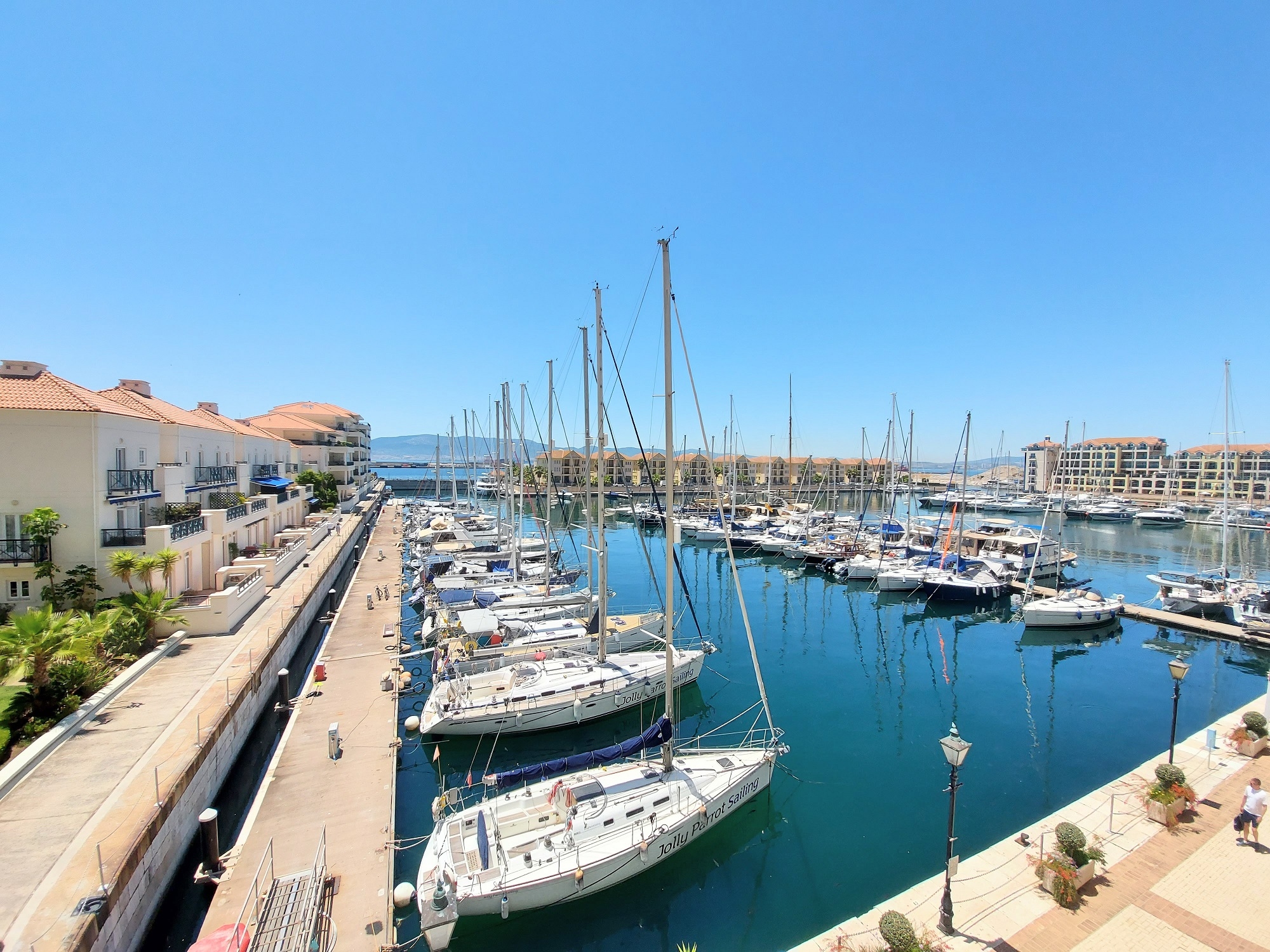 2-bed apartment in Queensway Quay